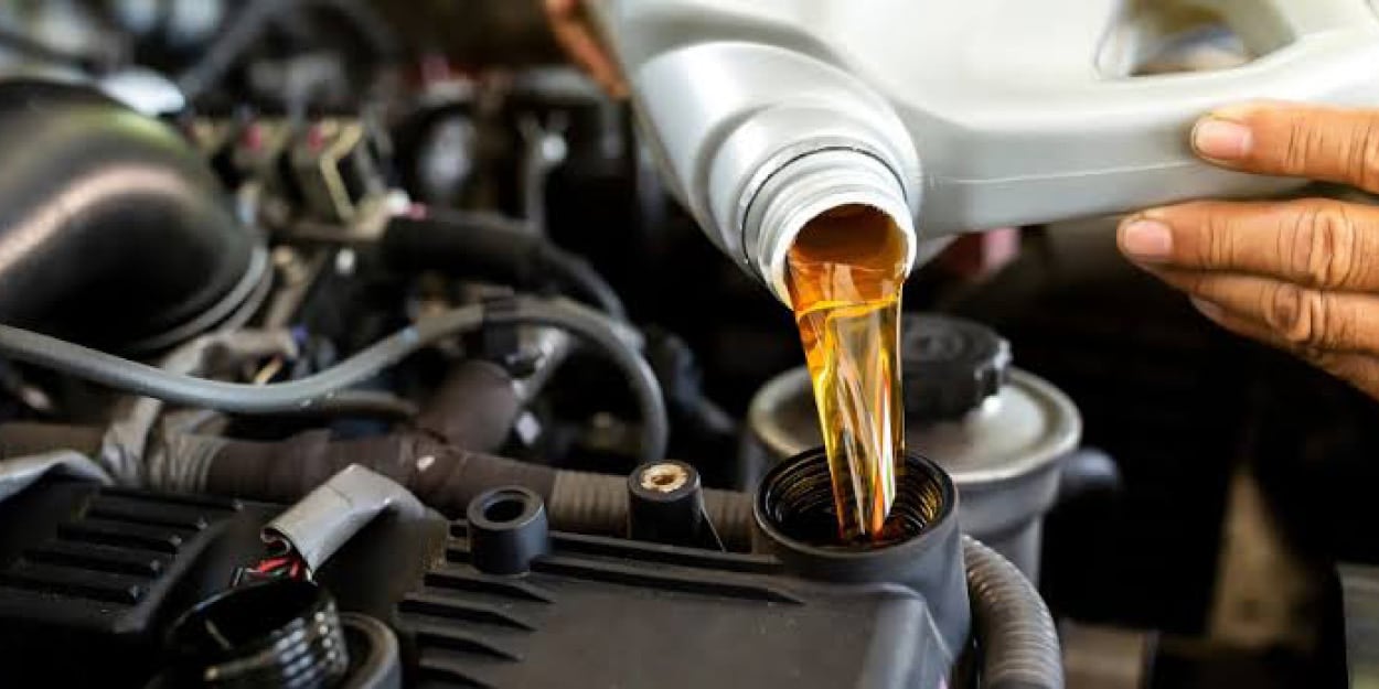 Synthetic Blend Oil Change