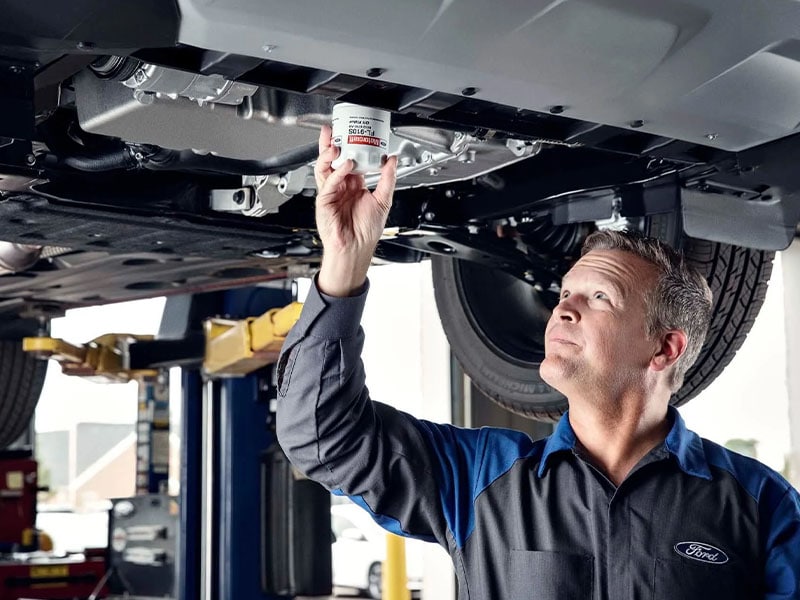 Ford_Tech_Oil_1.jpg