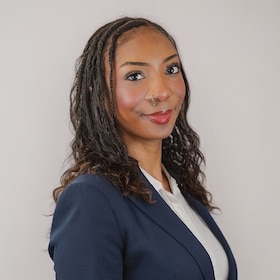 Staff member Amoni Watson from ID_8aff7738b1f6