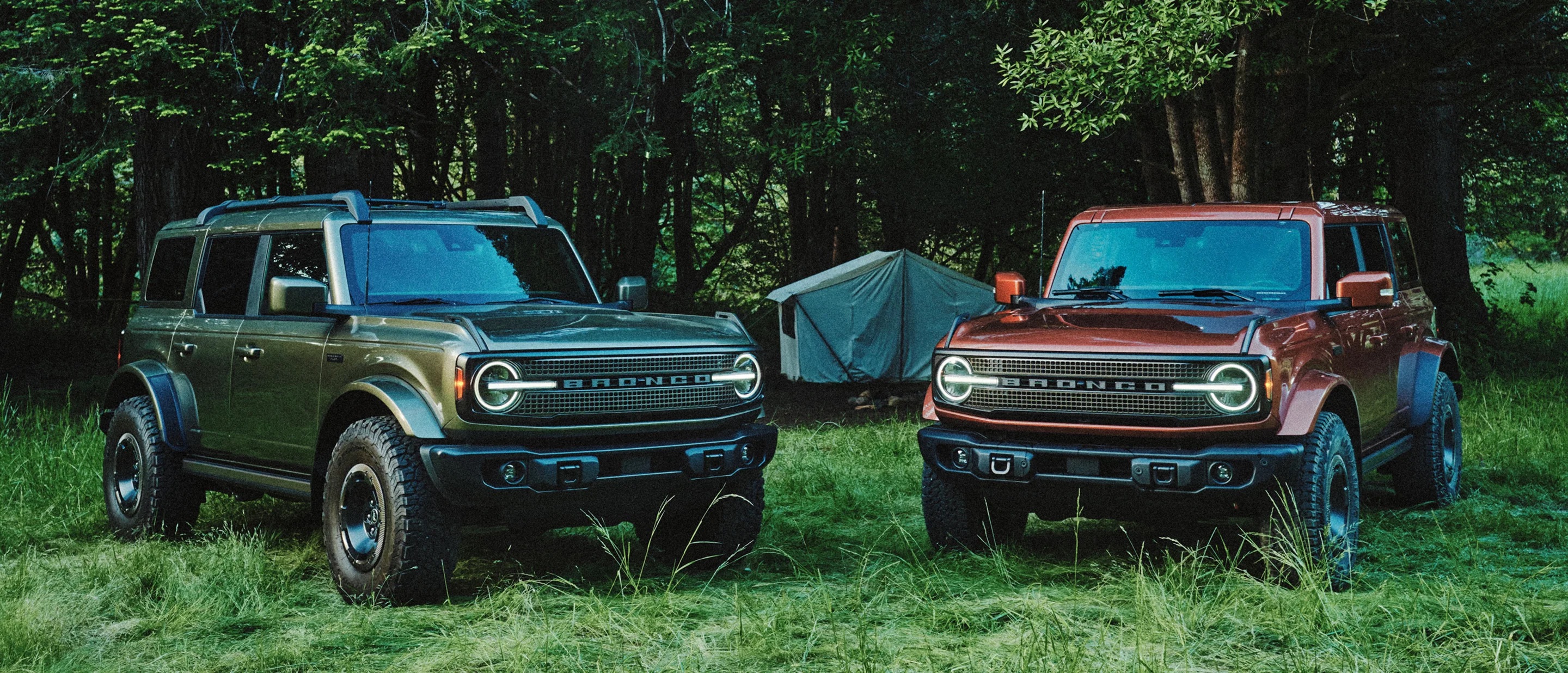 2027 Ford Bronco Filson First Edition in Iron Sands Copper Metallic on a Pacific Northwest forest trail near Issaquah, WA