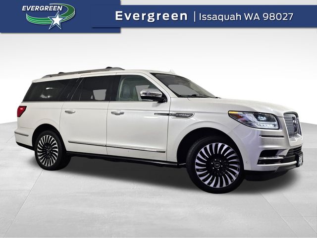 2019 Lincoln Navigator Black Label's photo