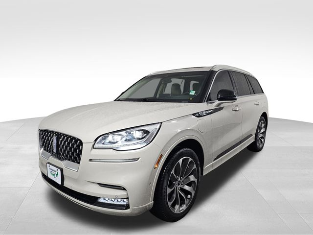 2022 Lincoln Aviator Grand Touring photo 3