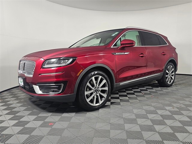 2019 Lincoln Nautilus Select photo 3