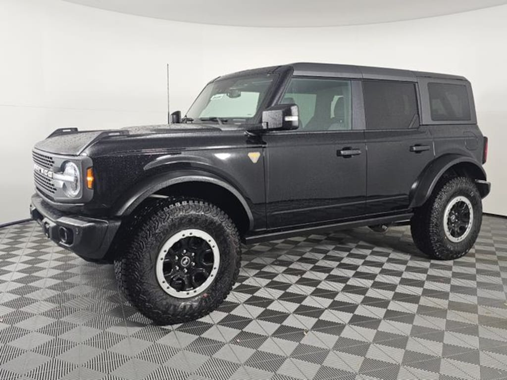 New 2025 Ford Bronco Badlands SUV