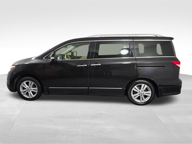 2015 Nissan Quest Platinum photo 4