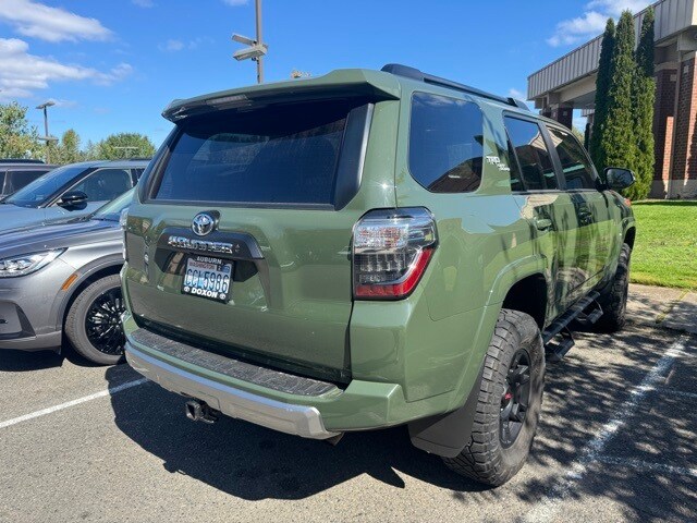 2022 Toyota 4Runner TRD Off-Road Premium photo 4