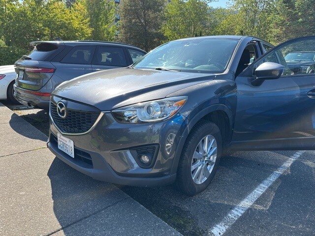 2015 Mazda CX-5 Touring photo 2