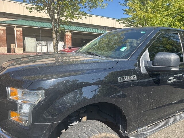 2016 Ford F-150 XLT photo 2