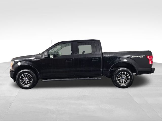 2019 Ford F-150 XLT photo 2