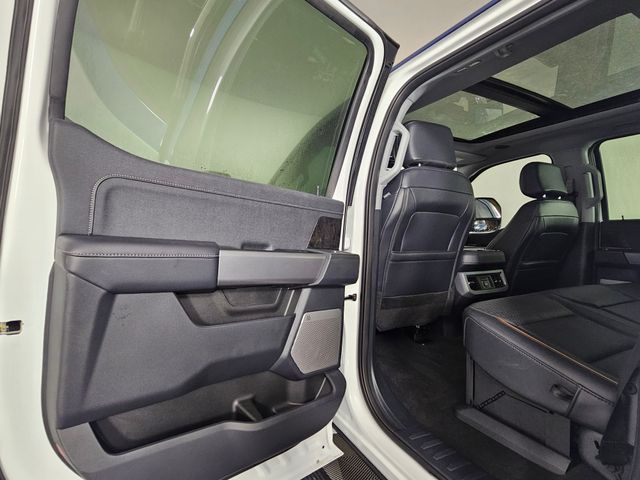 2025 Ford F-350 Super Duty Lariat - Photo 17