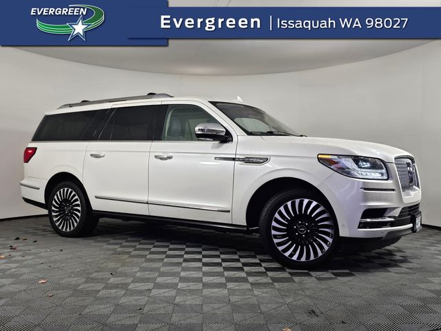 2019 Lincoln Navigator Black Label's photo