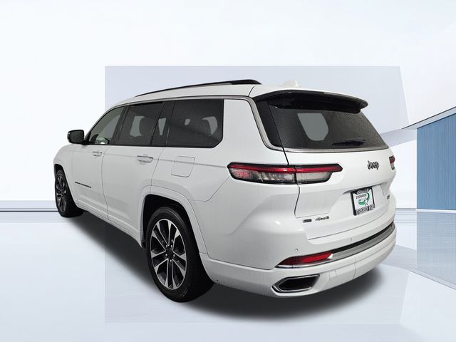 2023 Jeep Grand Cherokee Overland photo 4
