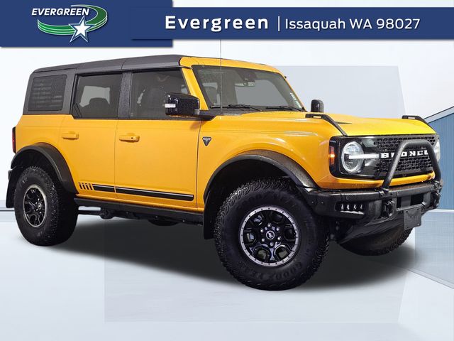 2021 Ford Bronco First Edition's photo