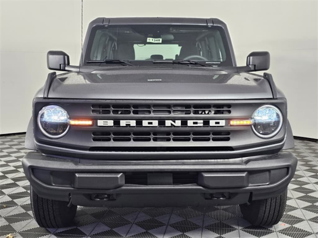 New 2025 Ford Bronco Base SUV