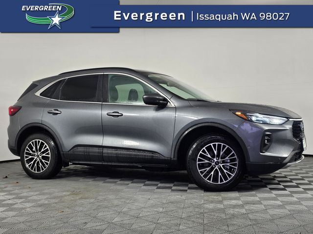 2024 Ford Escape PHEV's photo