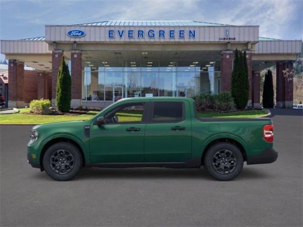 New 2025 Ford Maverick XLT Truck