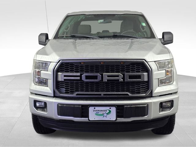 2015 Ford F-150 XL photo 2