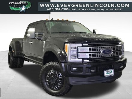 2019 Ford F-450 Truck Crew Cab
