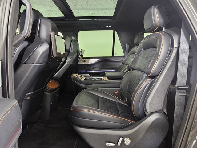 2025 Lincoln Navigator Black Label L - Photo 16