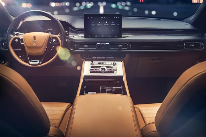 2022 aviator BLACK LABEL int1.png