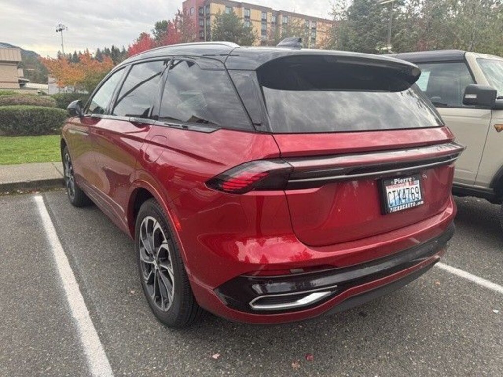 Used 2025 Lincoln Nautilus Reserve SUV