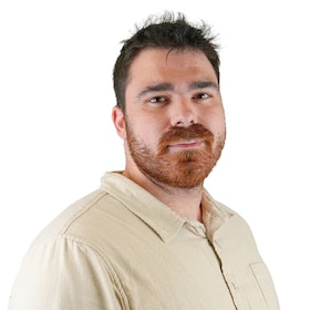 Staff member John Meer from ID_631c14b956fa