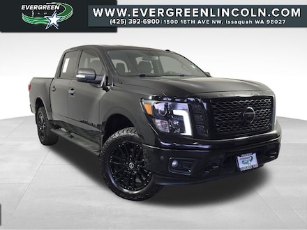 2018 Nissan Titan SV Truck Crew Cab