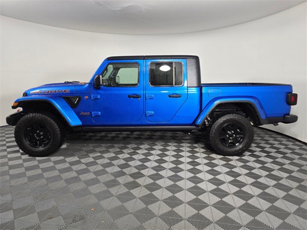 Used 2022 Jeep Gladiator Mojave Truck Crew Cab