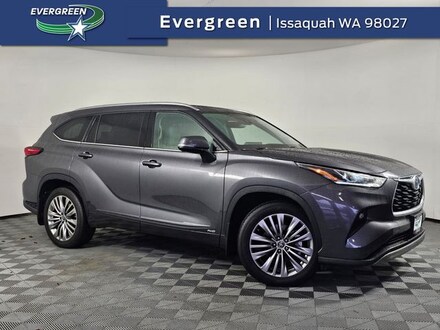 2022 Toyota Highlander Hybrid Platinum SUV