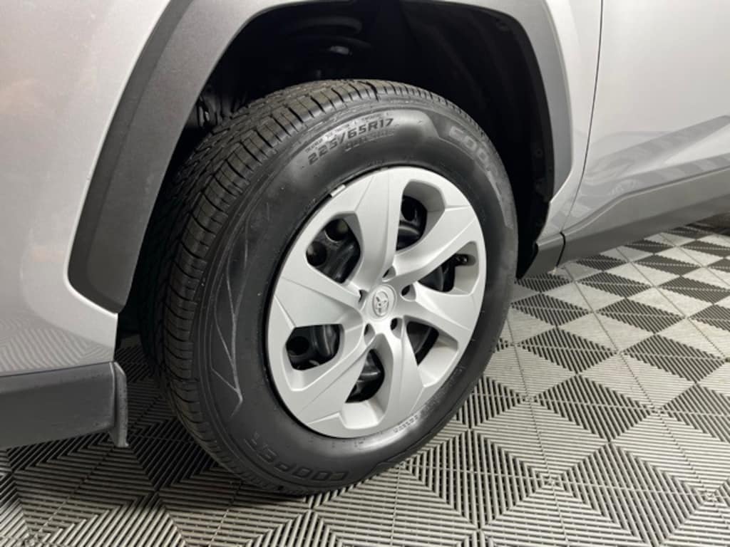 Used 2024 Toyota RAV4 LE SUV