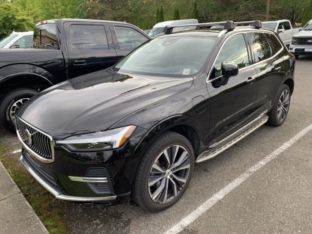 Used 2022 Volvo XC60 Recharge Plug-In Hybrid eAWD Inscription Expression SUV