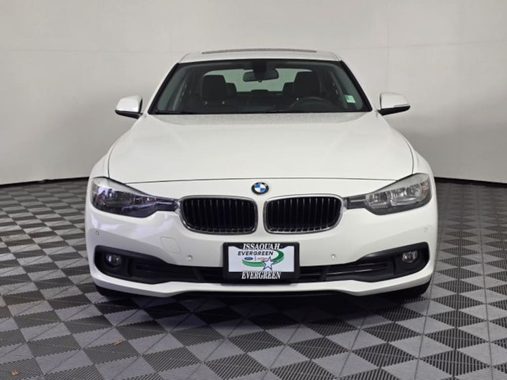 Used 2016 BMW 320i xDrive Sedan