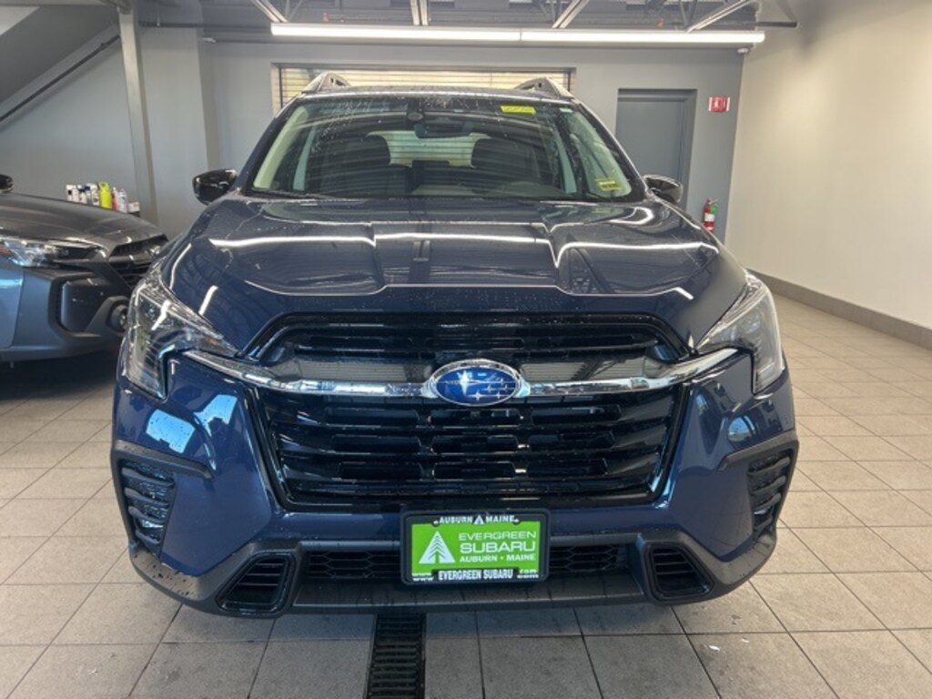New 2025 Subaru Ascent Limited 8-Passenger SUV