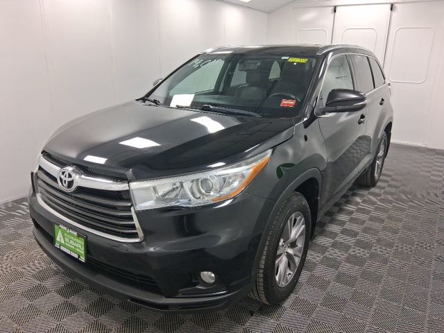 Used 2015 Toyota Highlander For Sale at Evergreen Subaru | VIN