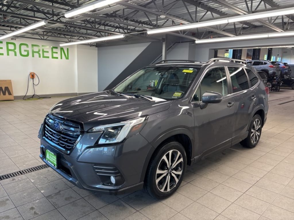 Used 2023 Subaru Forester Limited SUV