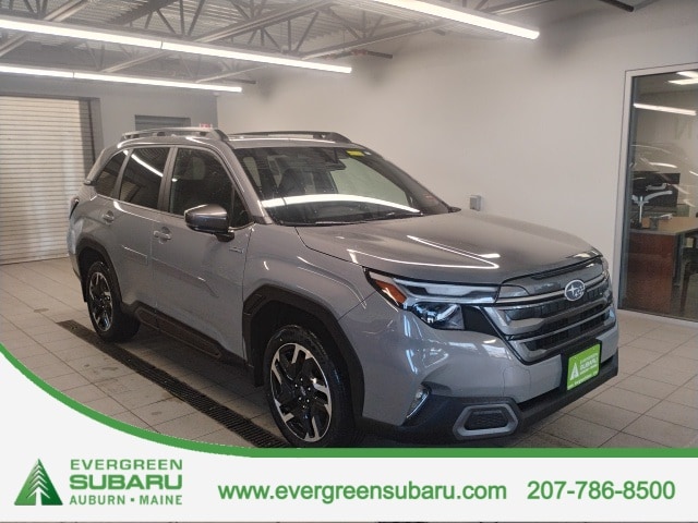 2025 Subaru Forester Limited's photo