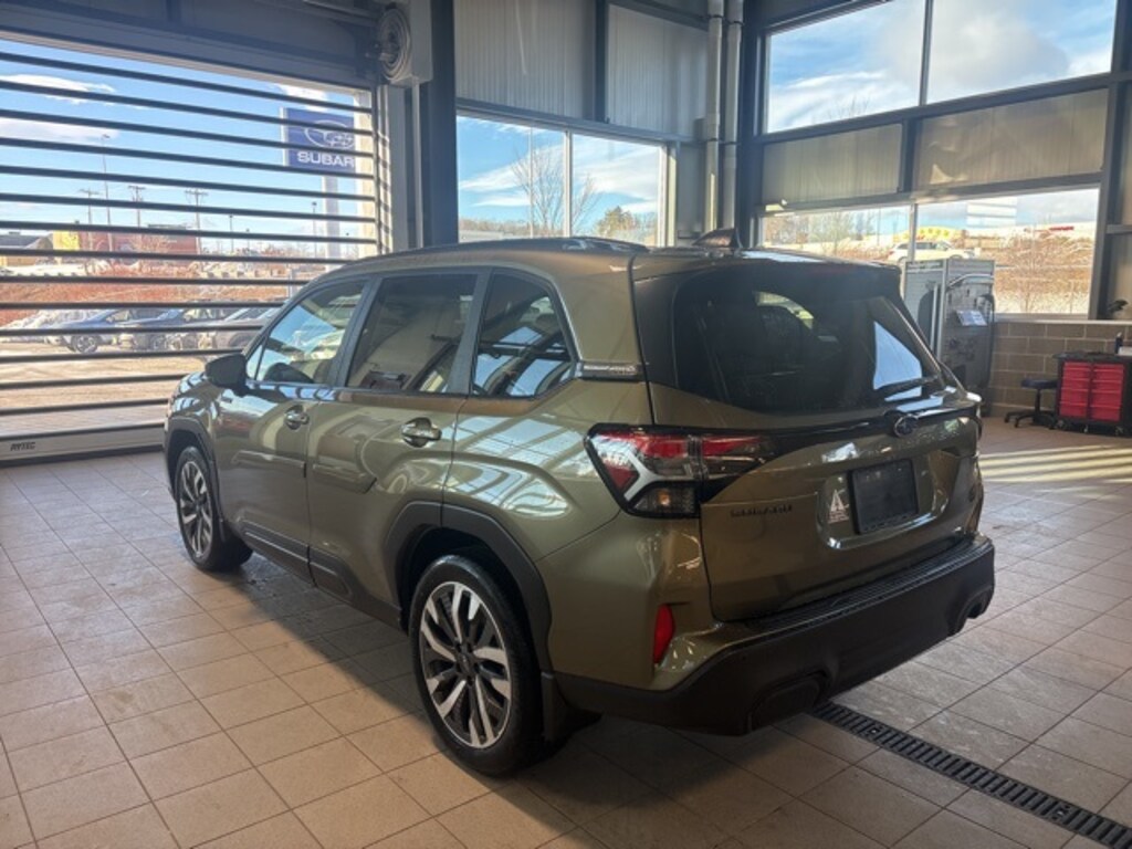 New 2025 Subaru Forester Touring Hybrid SUV