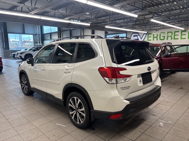 2024 Subaru Forester Limited photo 4