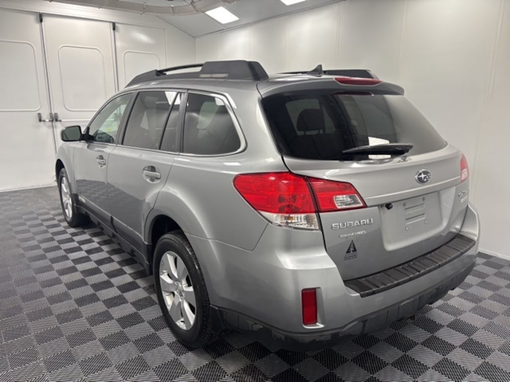 Used 2011 Subaru Outback 2.5i SUV