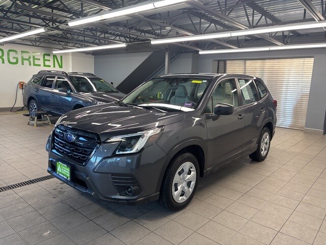 2024 Subaru Forester Base photo 3