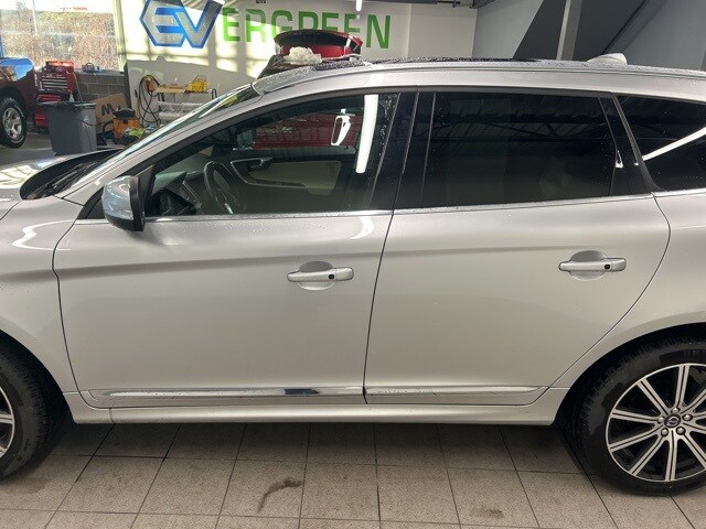 2017 Volvo XC60 T6 Inscription photo 4