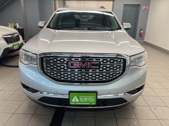2018 Gmc Acadia Denali photo 2