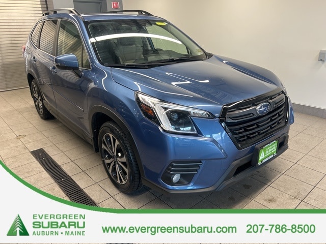 2023 Subaru Forester Limited's photo