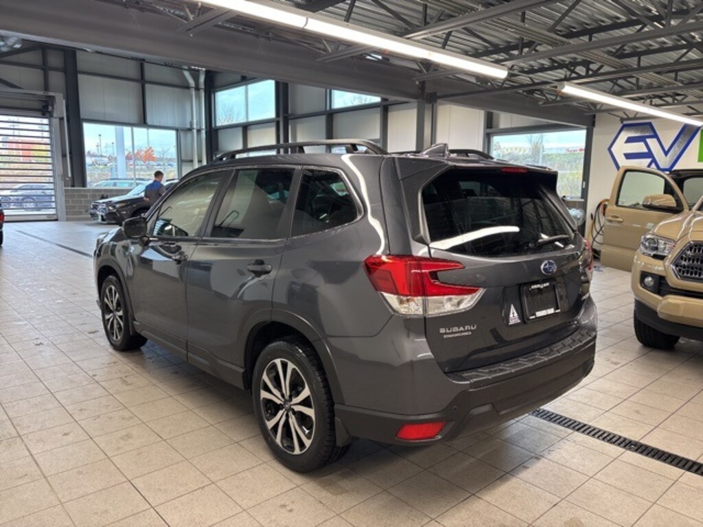 Used 2023 Subaru Forester Limited SUV