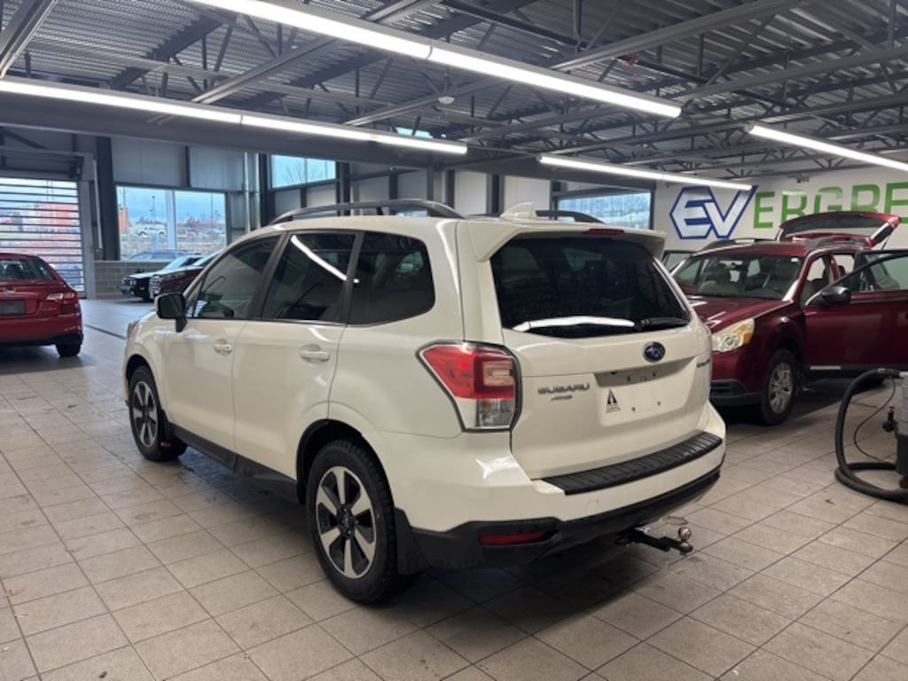 Used 2017 Subaru Forester 2.5i Premium SUV