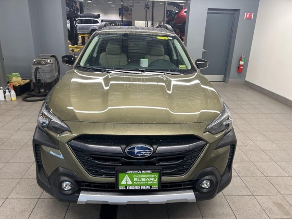 New 2025 Subaru Outback Limited SUV