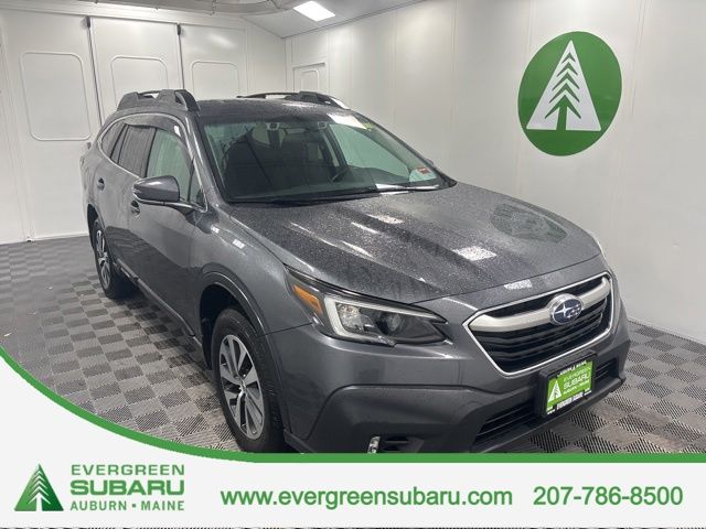 2020 Subaru Outback Premium's photo