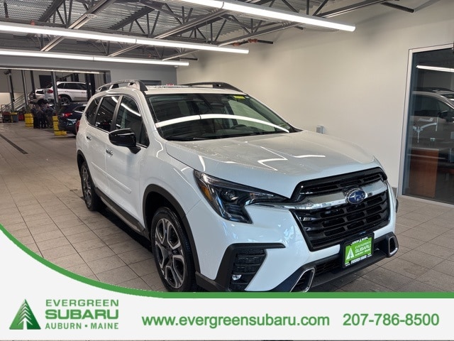 2025 Subaru Ascent Touring's photo