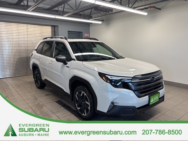 2025 Subaru Forester Premium's photo