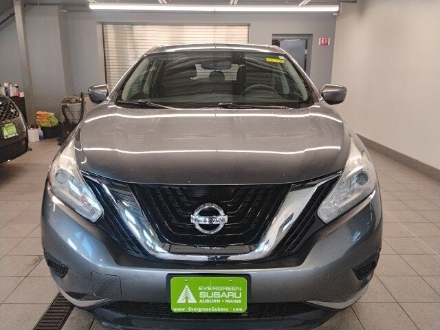 2017 Nissan Murano S photo 2